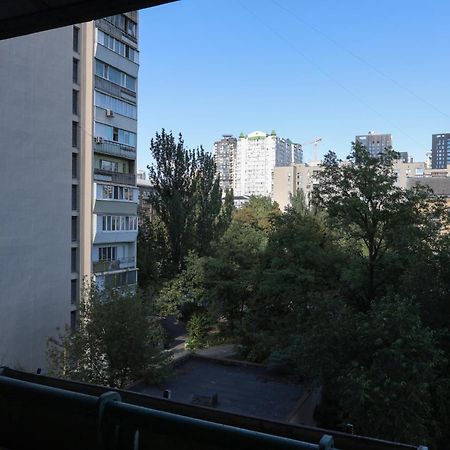 Квартира По Улице Большая Васильковская, 129 เคียฟ ภายนอก รูปภาพ